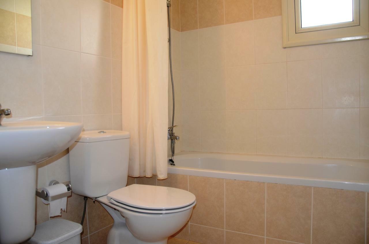 Top Floor, 2 Bedroom Apartment Vanessa D204, Free Wifi, Village View Peyia Quarto foto