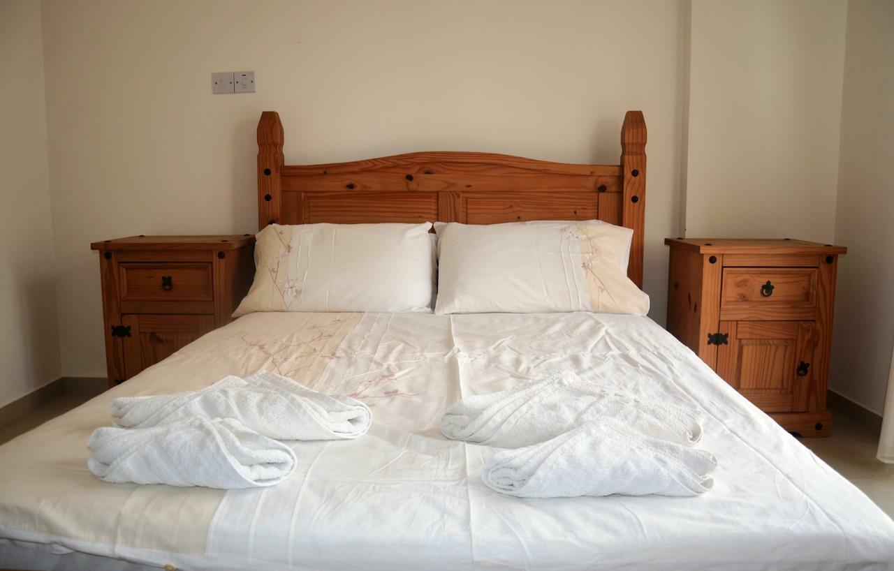 Top Floor, 2 Bedroom Apartment Vanessa D204, Free Wifi, Village View Peyia Quarto foto